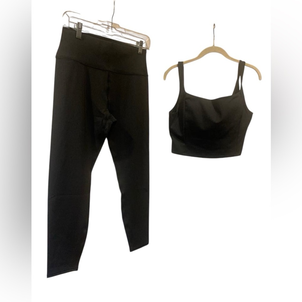 Vuori Black Ribbed Cropped Tank and High-Waist Leggings Set
